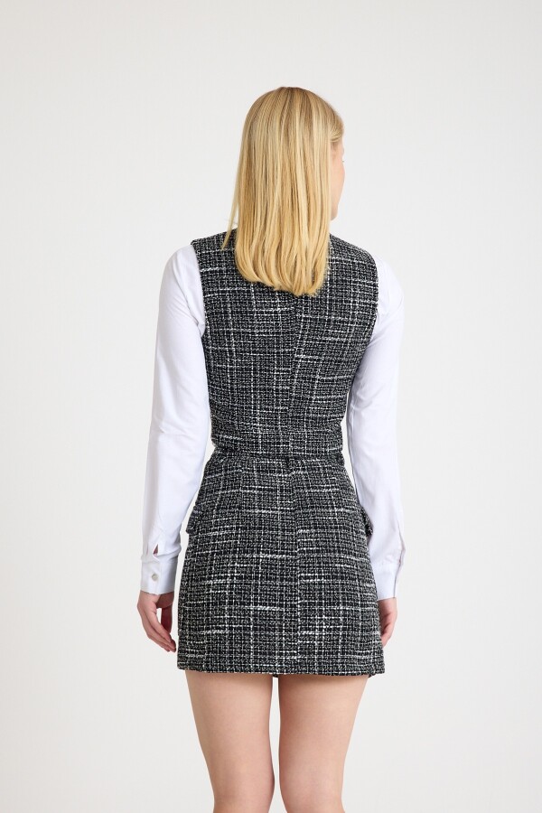 Black and white V-neck fitted tweed vest - 5
