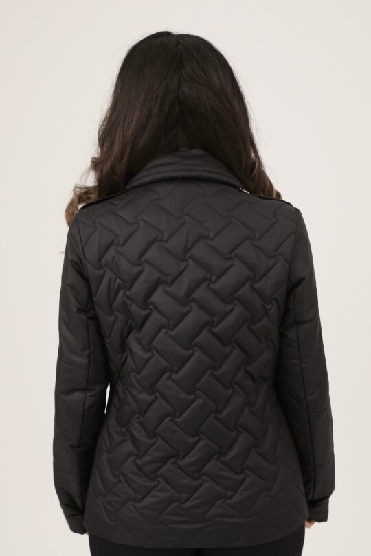 BLACK BUTTON DETAILED QUILTED COAT - 6