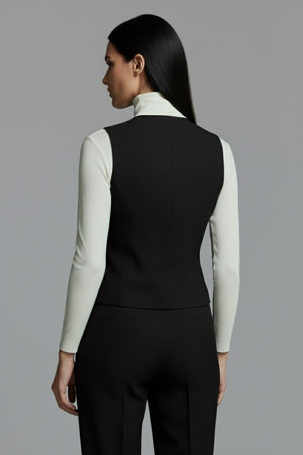BLACK CREW NECK VEST - 4