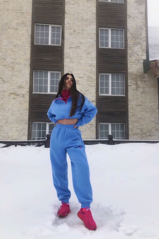 Blaue Cord-Jogginghose mit Gummibund an den Knöcheln - 4