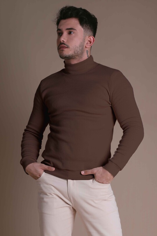 BROWN TURTLEneck CASHISLE SWEATER 