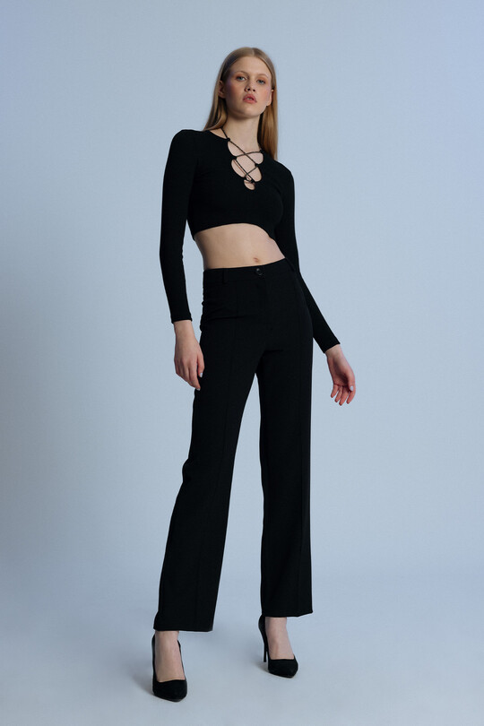 BLACK STONE STRIP COLLAR CROP - 2