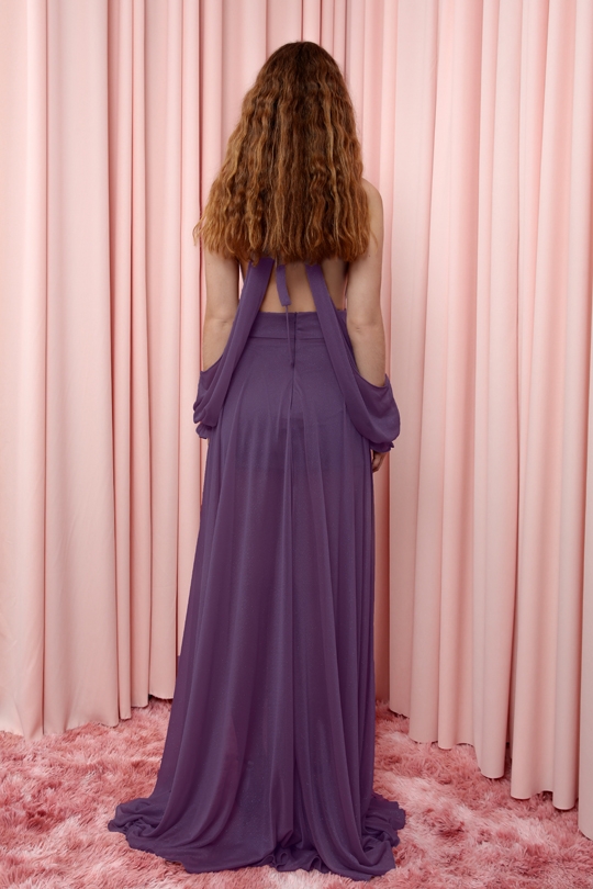 DUNKELROT ABENDKLEID MIT BRUST- UND RÜCKENAUSSCHNITT SOWIE SCHLITZ - 2