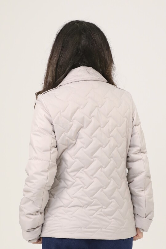 Gesteppte Jacke in Steinfarbe mit Knopfdetails - 5