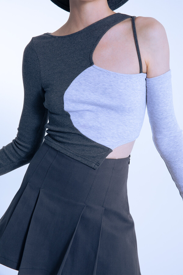 Gray/anthracite two-tone asymmetrical corset crop top - 4