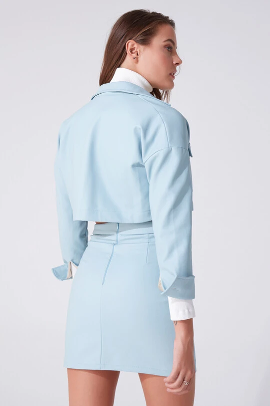 Hellblaue kurze Lederjacke - 3