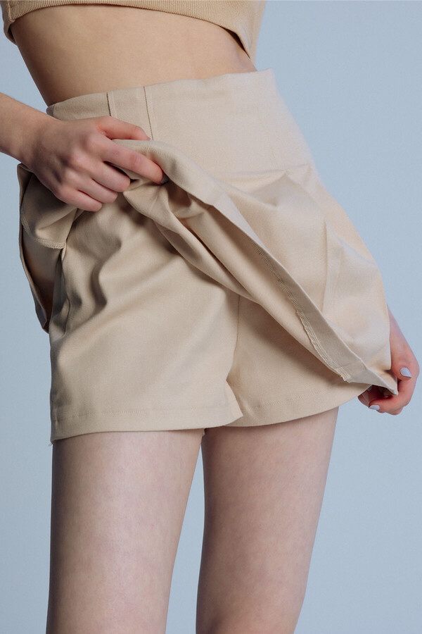 BEIGE HOHE TAILLE IN SHORTS ROCK MIT FALTEN - 5