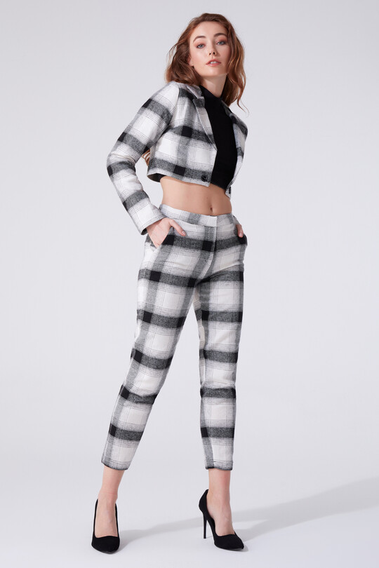 PLAID CIGARETTE PANTS 