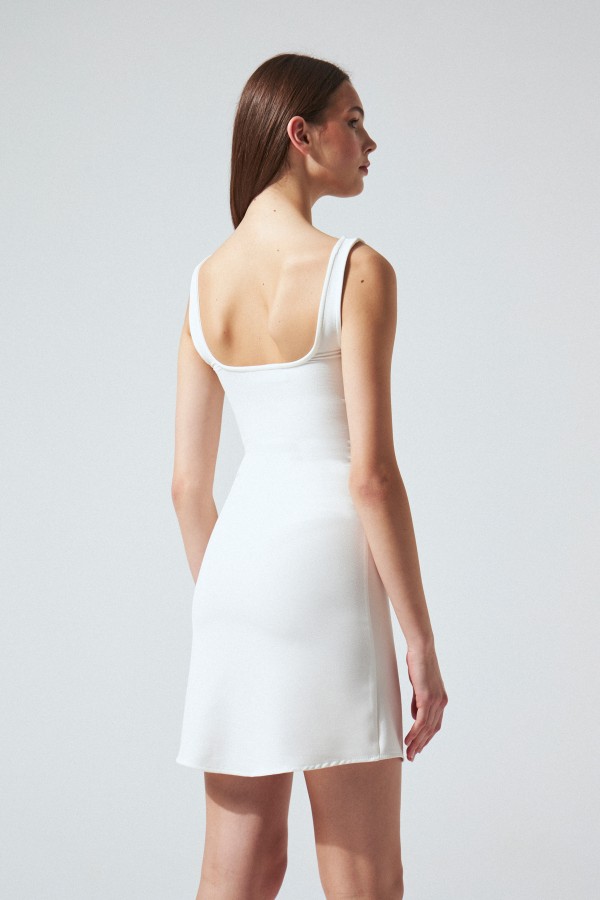 BUST DETAILED DRESS WHITE - 3