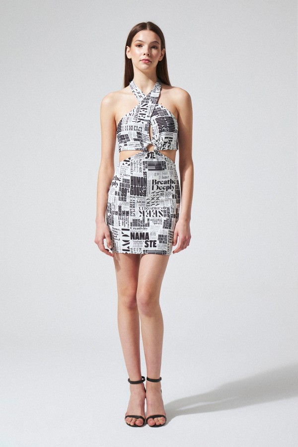 WRITTEN PATTERN DRESS WITH BUCKLED FRONT AT THE NECK - 1