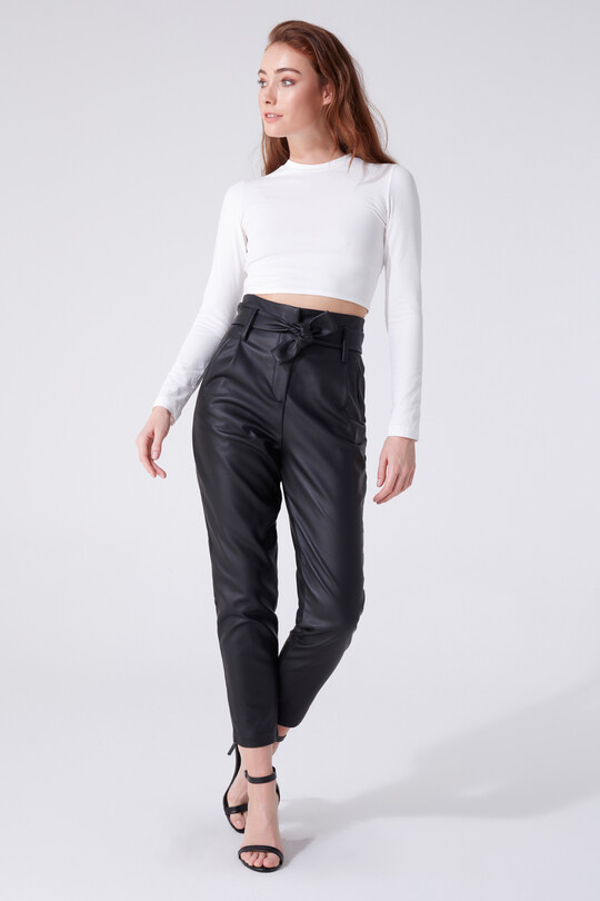 HIGH WAIST CARROT TROUSERS WITH LEATHER WAIST BELT - 1