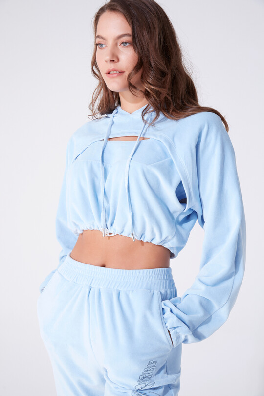 BERFUĞ KIRAN - KAPUZENSWEATSHIRT MIT BRUSTDETAIL (1)