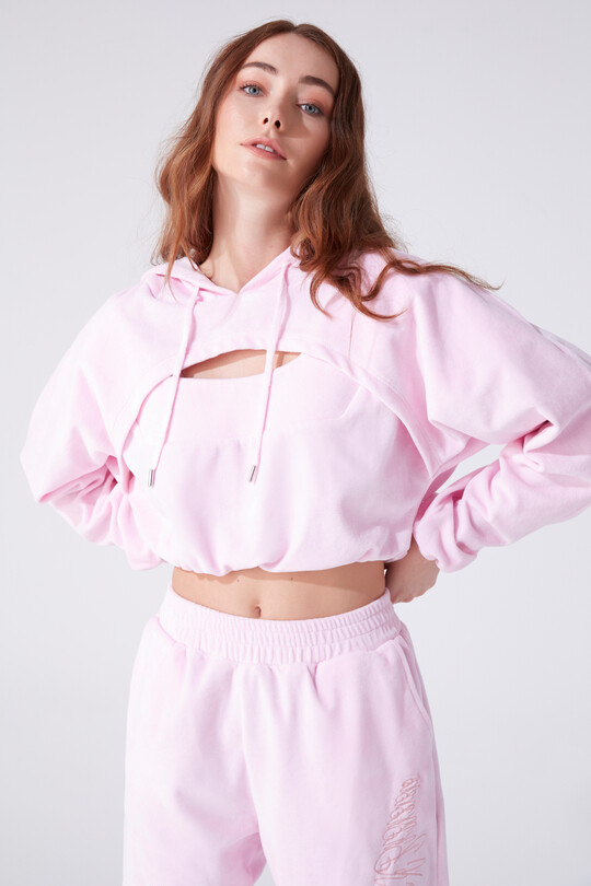 BERFUĞ KIRAN - KAPUZENSWEATSHIRT MIT BRUSTDETAIL (1)