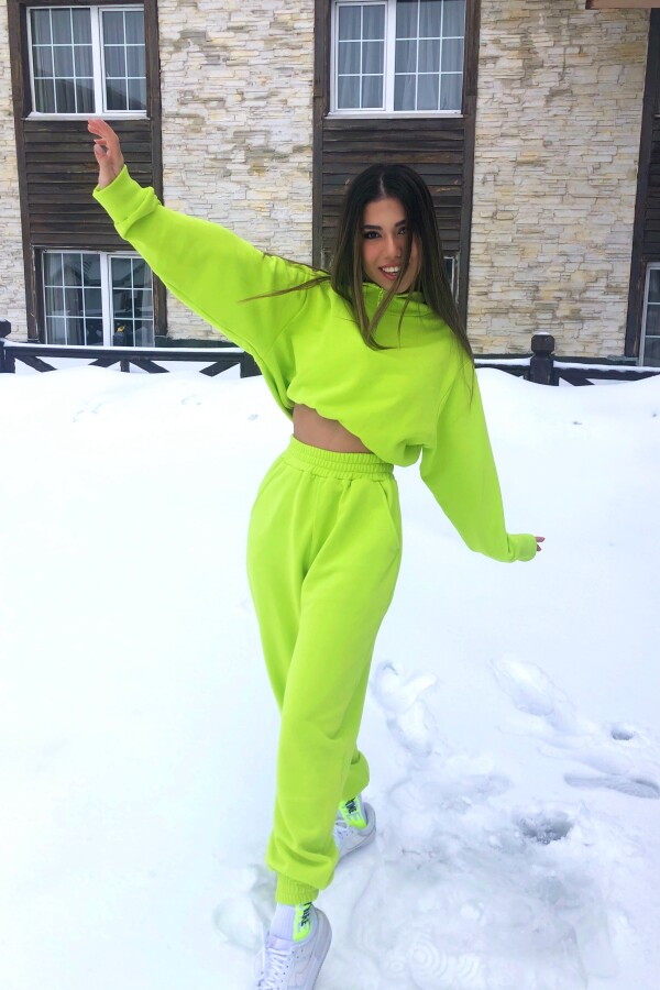 Kurzer Sweat in Lime mit elastischem Bund und Frontreißverschluss - 1