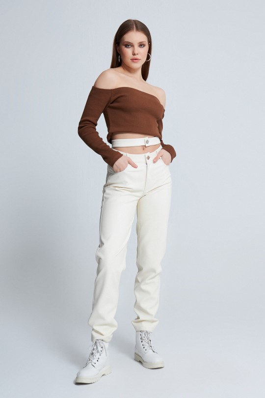 OPEN SHOULDER LONG SLEEVE CROP 