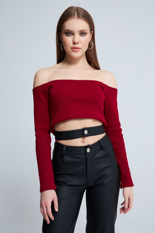 OPEN SHOULDER LONG SLEEVE CROP 