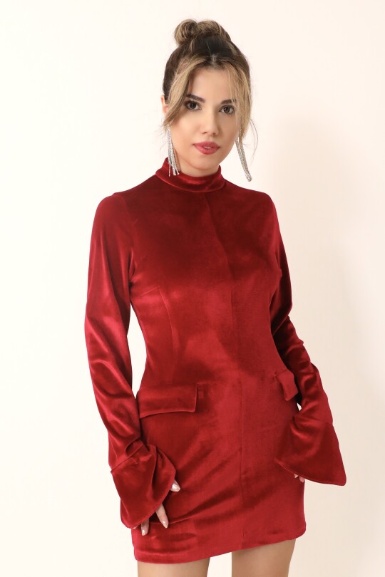 RED LONG-SLEEVED VELVET DRESS WITH POCKET DETAILS - 3
