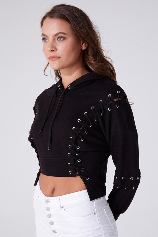 Schwarzer Kapuzenpullover mit Kordelzug-Details - 2