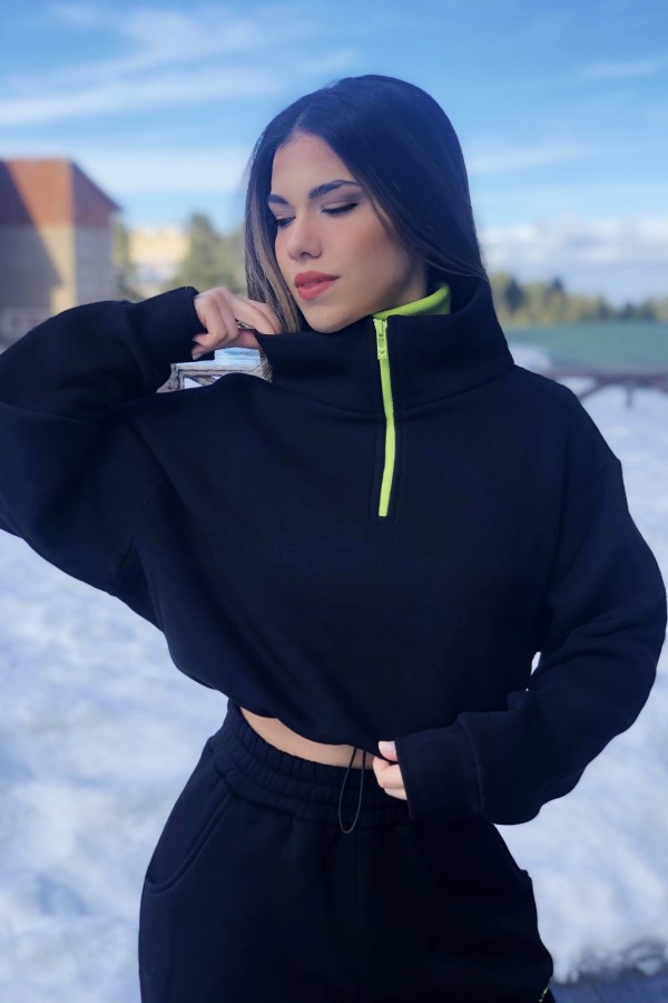 Schwarzer kurzer Sweat mit elastischem Bund und Frontreißverschluss - 1