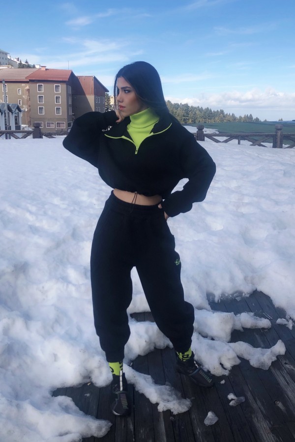 Schwarzer kurzer Sweat mit elastischem Bund und Frontreißverschluss - 3