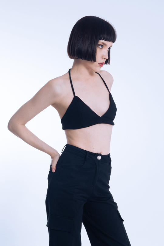 SCHWARZES, KURZES DREIECKIGES BUSTIER - BERFUĞ KIRAN (1)