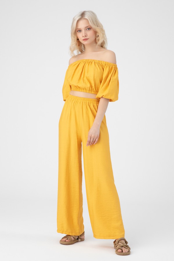 Senffarbene Bluse mit elastischen Schultern - 3