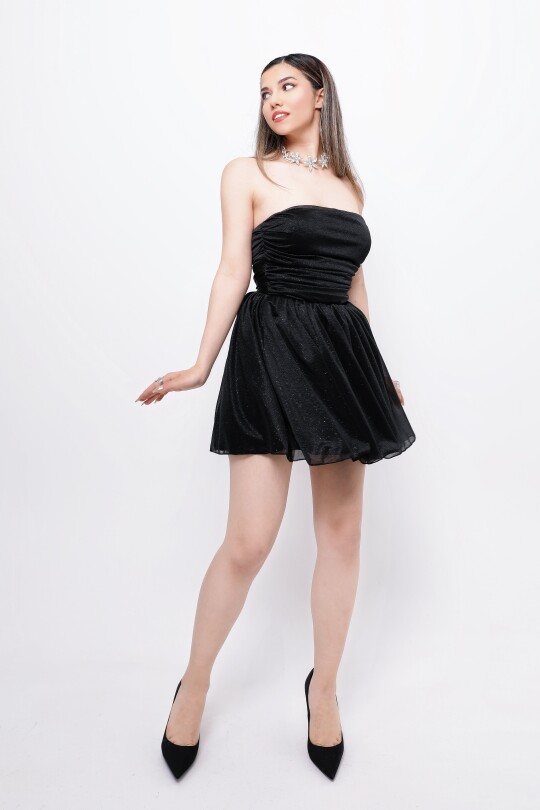 SİYAH STRAPLEZ BELİ KUŞAKLI SİMLİ MİNİ ELBİSE - 5