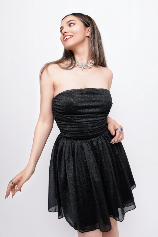 SİYAH STRAPLEZ BELİ KUŞAKLI SİMLİ MİNİ ELBİSE - 6