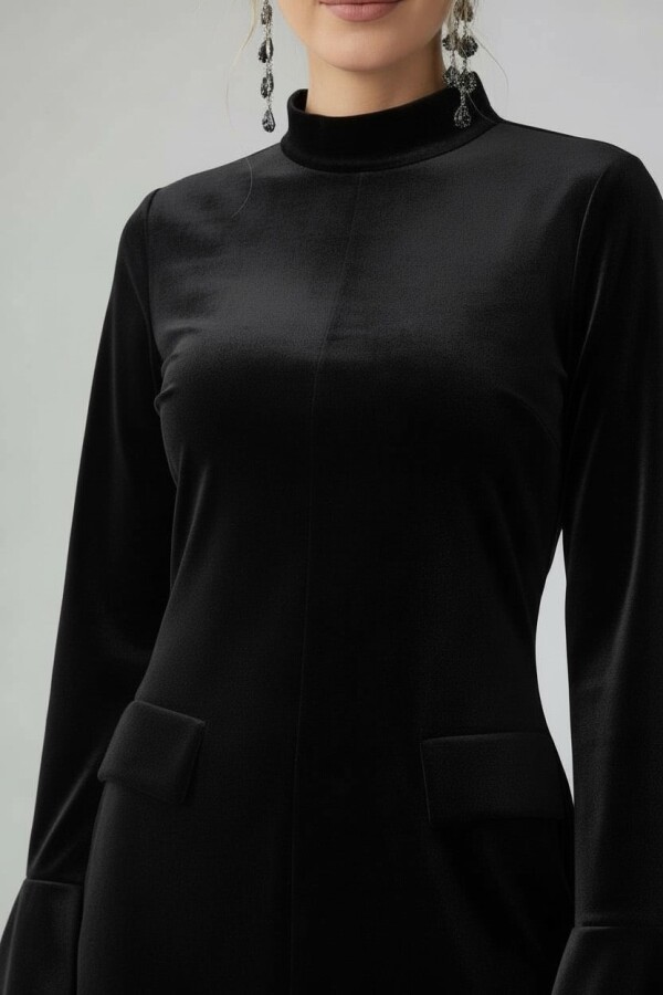 SİYAH UZUN KOLLU CEP DETAYLI KADİFE ELBİSE - 4