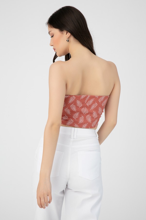 Terrakottafarbendes Crop Top mit Bindeband vorne und Muster - 2
