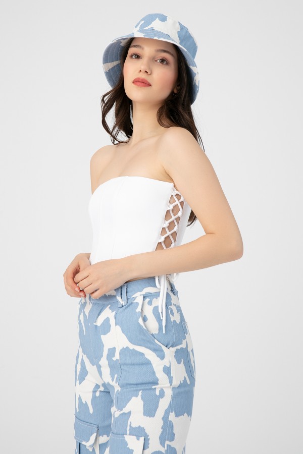 Weißes Bustier mit seitlichen Bindebändern - 2