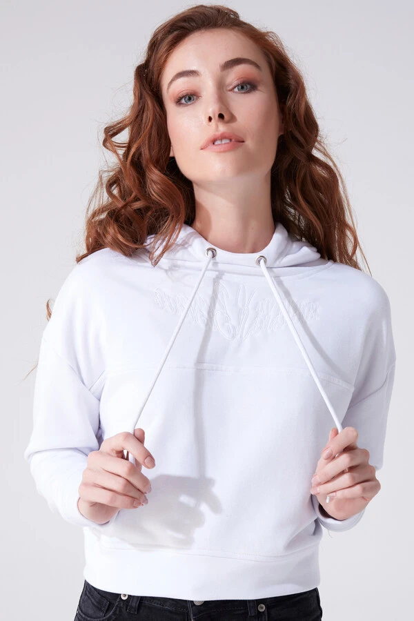 Weißes kurzes Sweatshirt mit Kapuze - 2