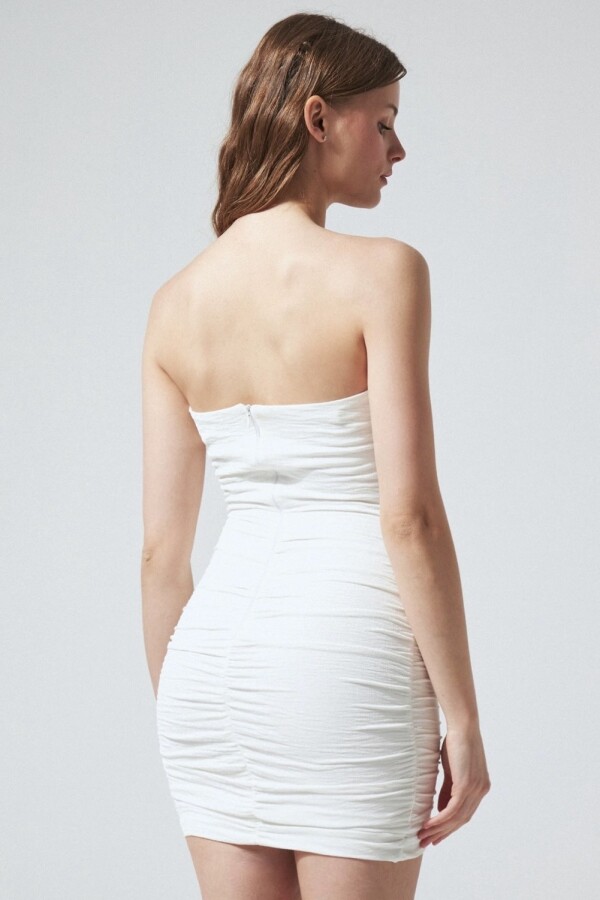 WEISSE FRONT MIT ZWEI SCHNALLEN HEMDKLEID AUS STAPELZ - 4