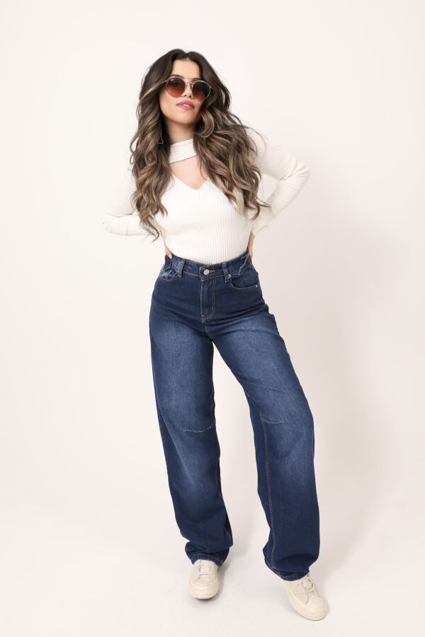 Weite Jeanshose in Blau mit Schnallendetail und weitem Bein - 3