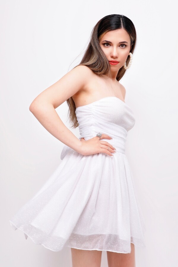WHITE STRAPLESS GLITTER MINI DRESS WITH WAIST TIE - 4