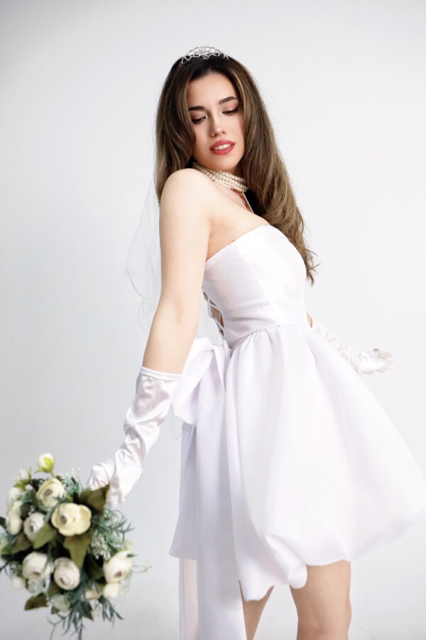 WHITE STRAPLESS TAFFETA DRESS WITH BACK BOW - 5